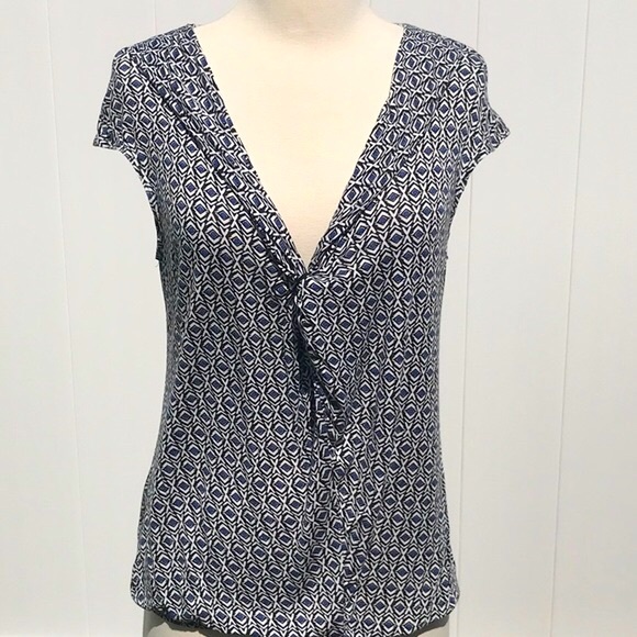 Max Studio Black White Blue Sleeveless Printed V Neck Elastic Waist Top Size Med - Picture 2 of 15